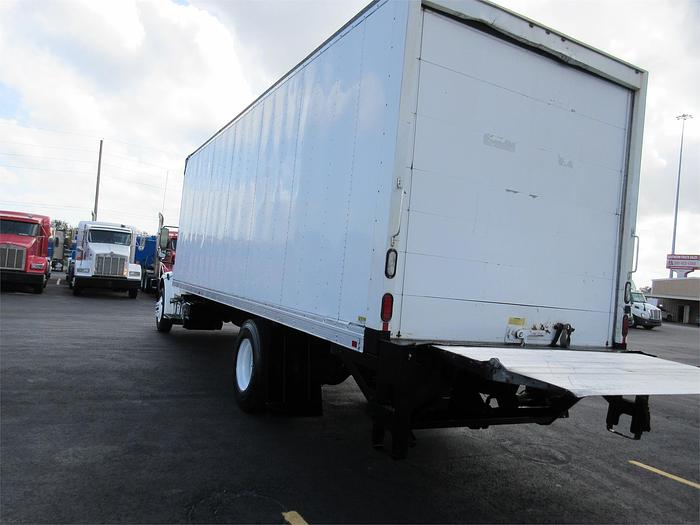 Used 2018 FREIGHTLINER BUSINESS CLASS M2 106