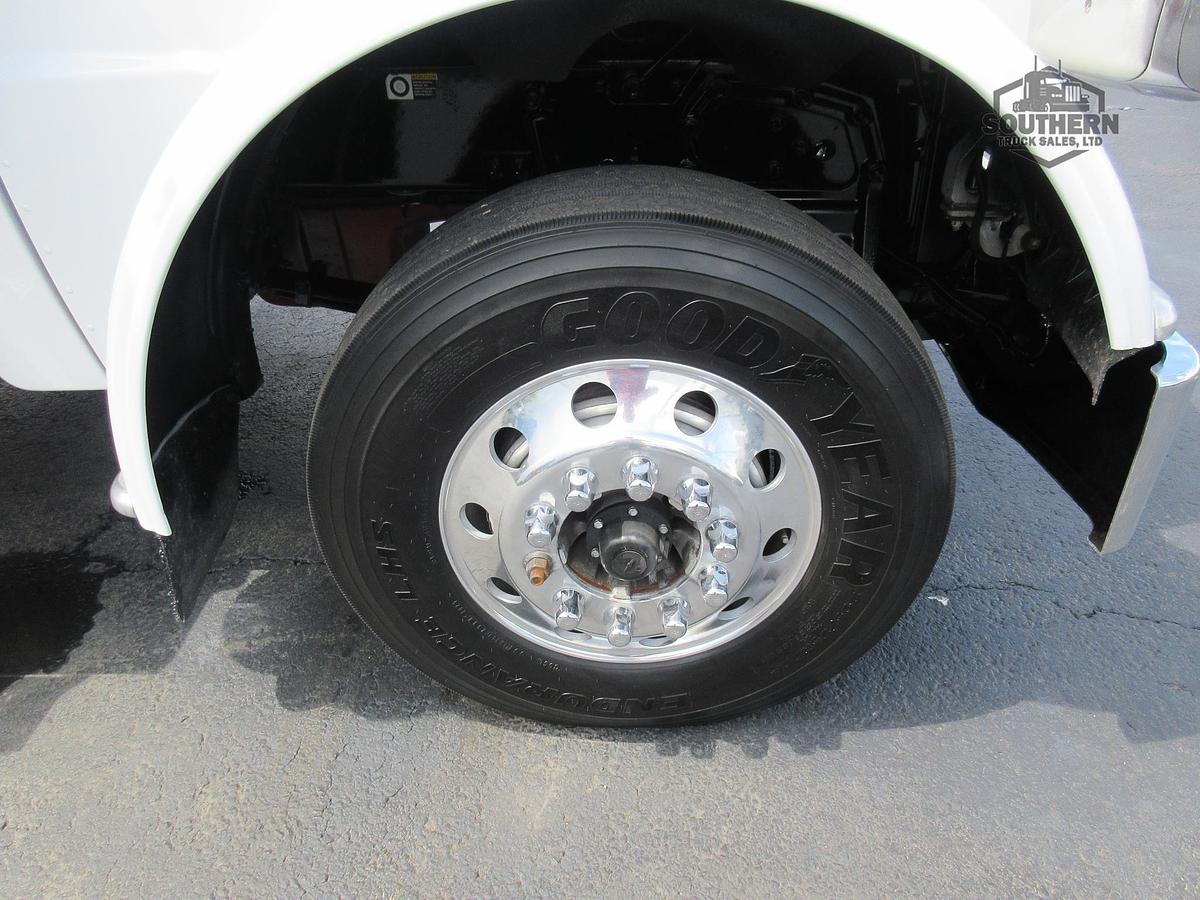 Used 2019 PETERBILT 389