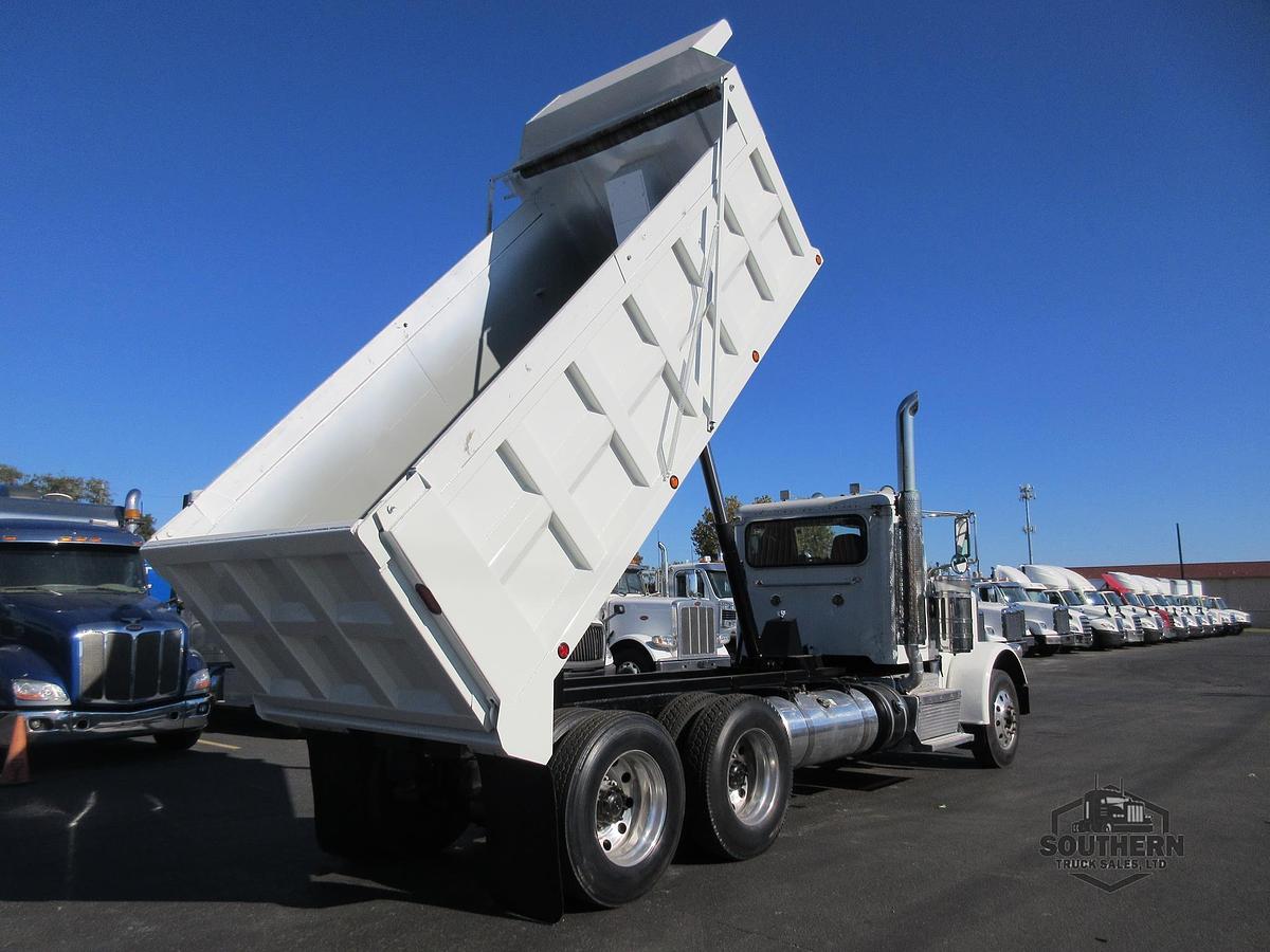 Used 2019 PETERBILT 389