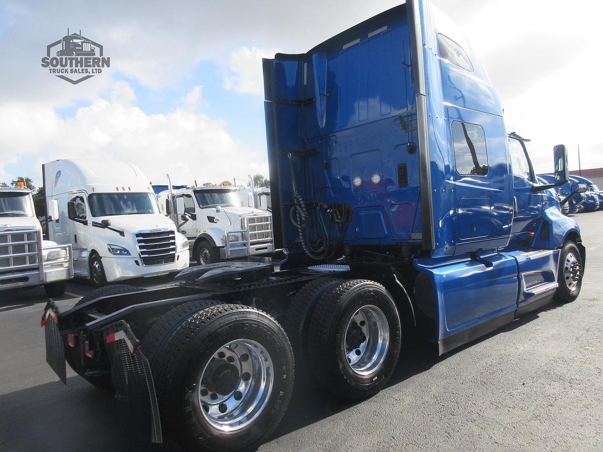 Used 2021 INTERNATIONAL LT