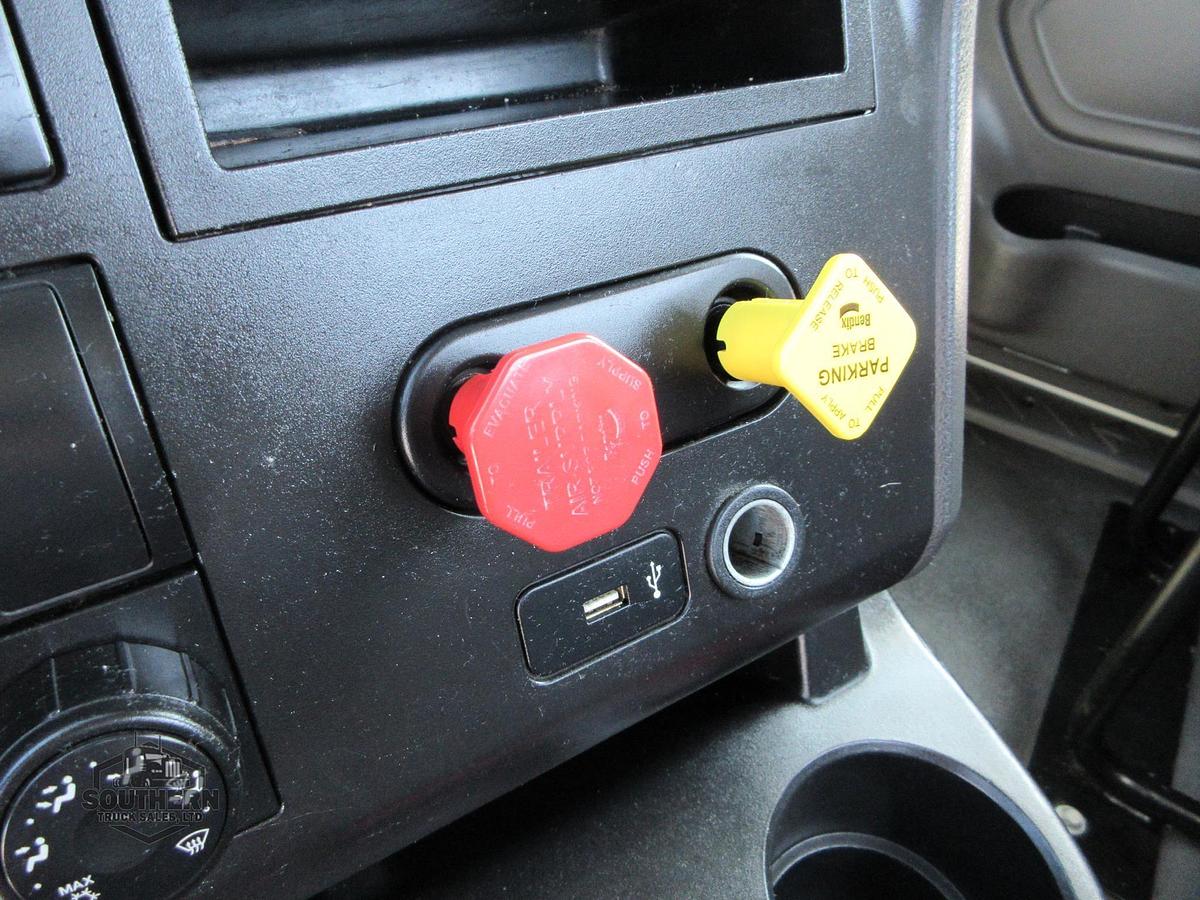 Used 2022 INTERNATIONAL LT