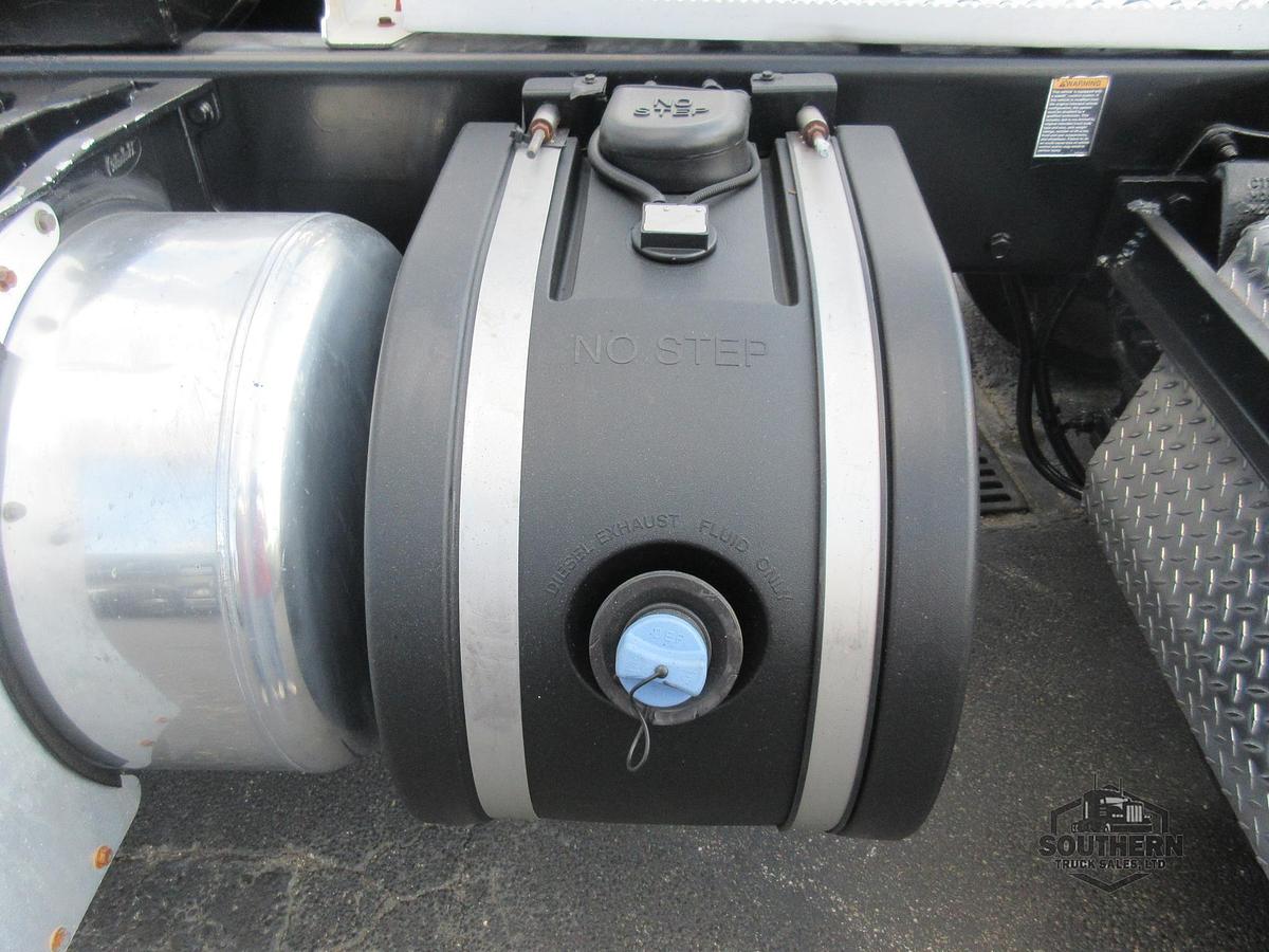 Used 2020 PETERBILT 389