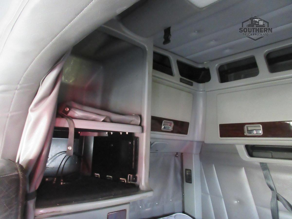 Used 2019 PETERBILT 389