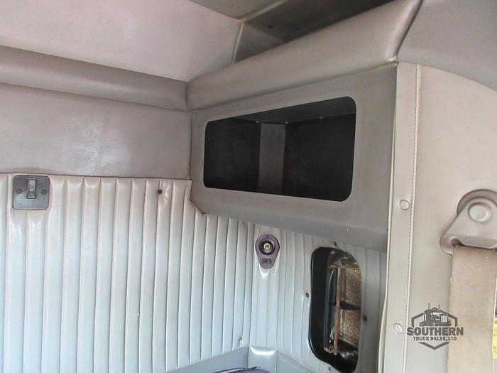 Used 2011 KENWORTH T800