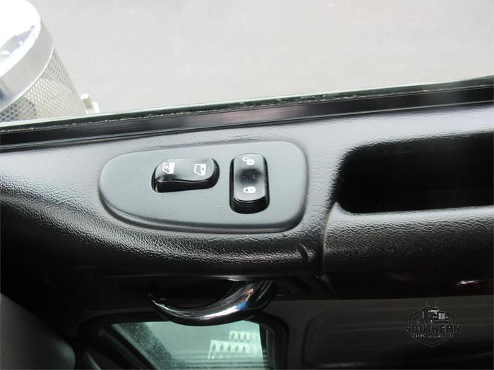 Used 2014 PETERBILT 388