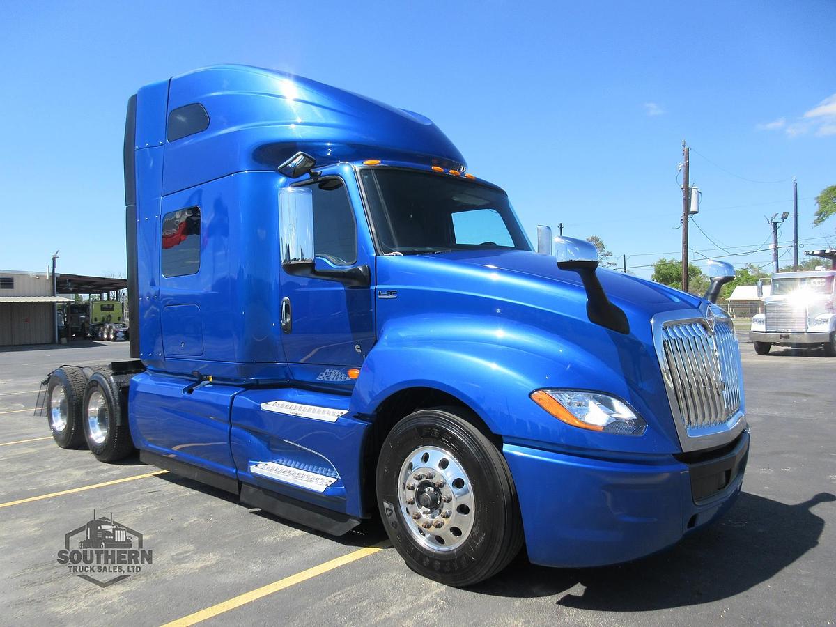 Used 2021 INTERNATIONAL LT