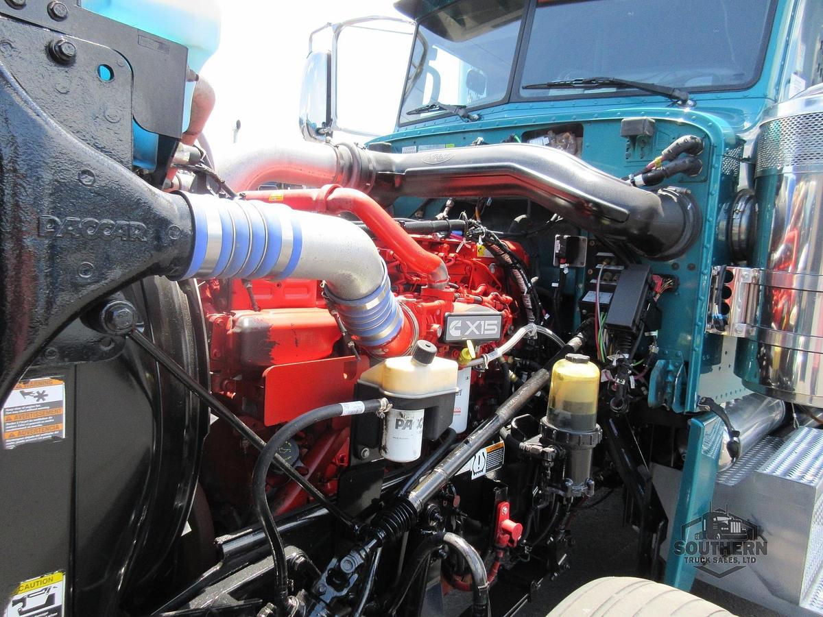 Used 2022 PETERBILT 389