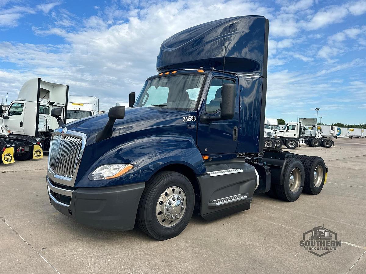 Used 2021 INTERNATIONAL LT