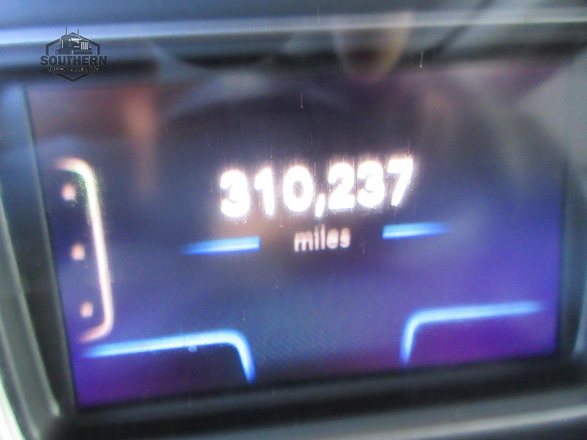 Used 2023 INTERNATIONAL LT
