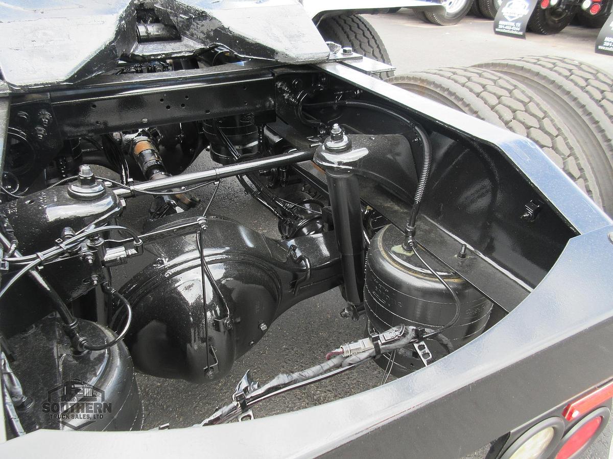 Used 2019 PETERBILT 389