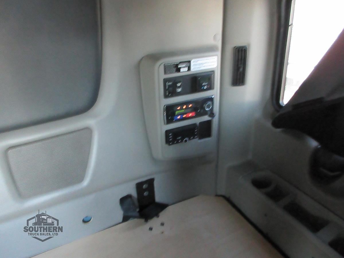 Used 2021 INTERNATIONAL LT
