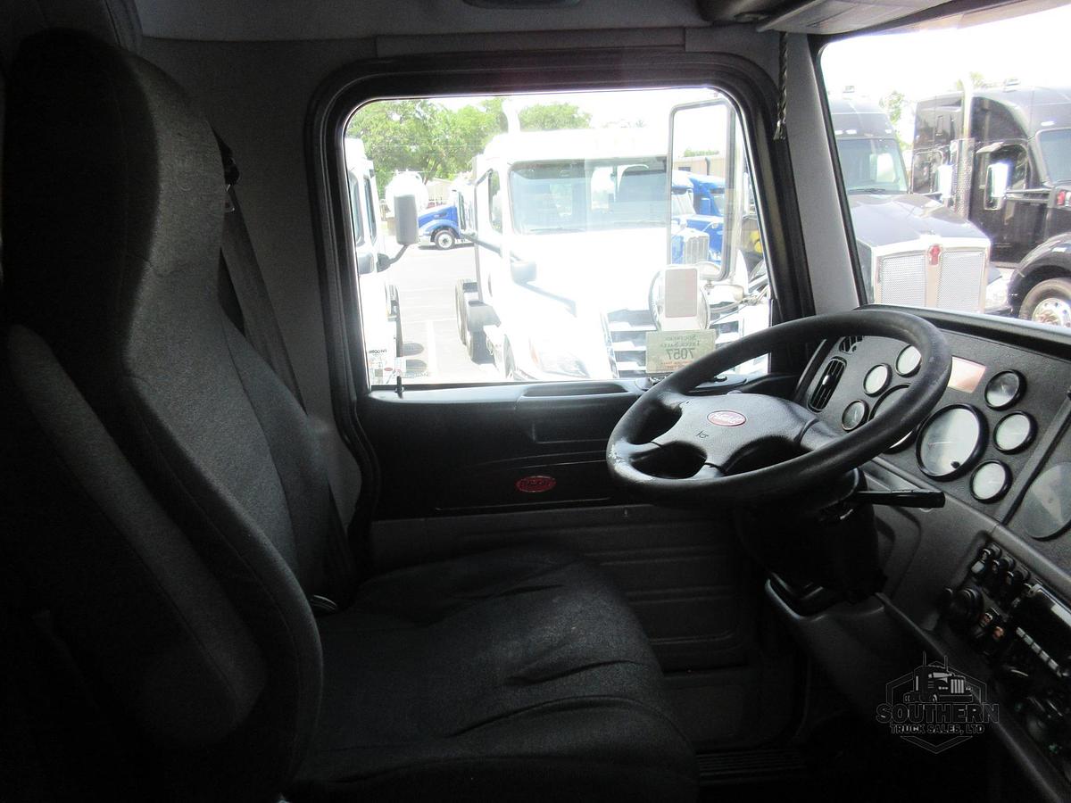 Used 2019 PETERBILT 389