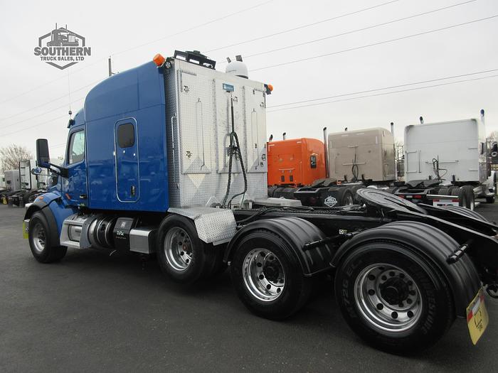 Used 2017 PETERBILT 567
