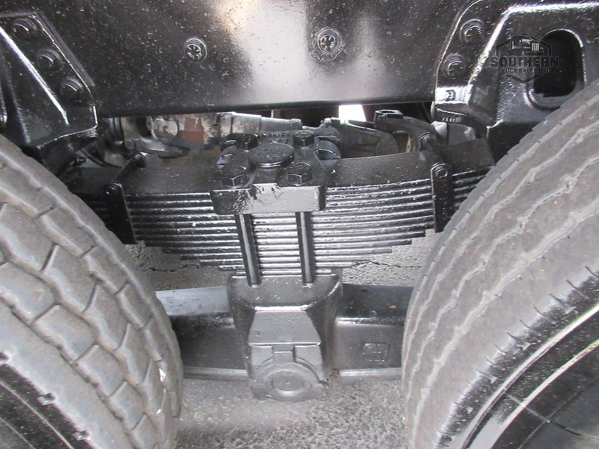 Used 2015 FREIGHTLINER 114SD