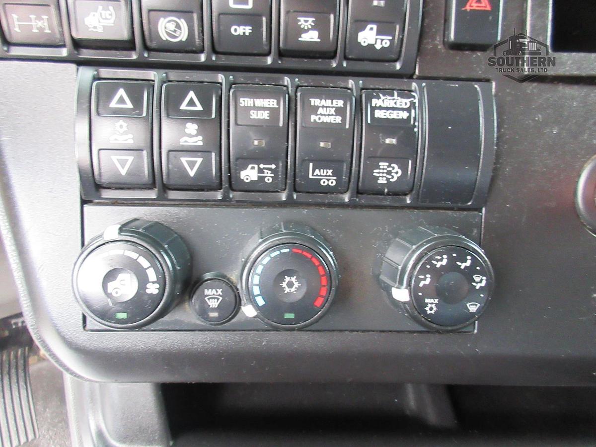 Used 2019 INTERNATIONAL LT