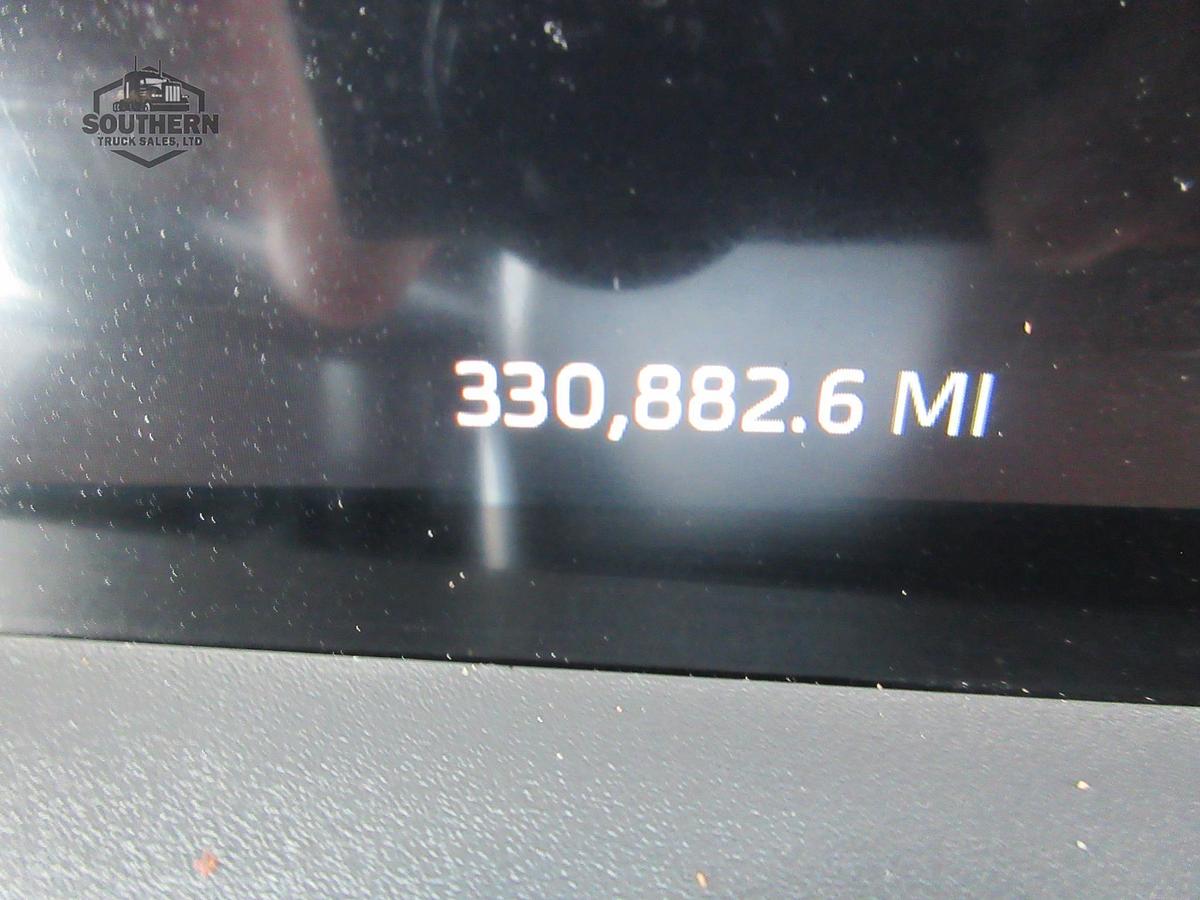 Used 2023 KENWORTH T880