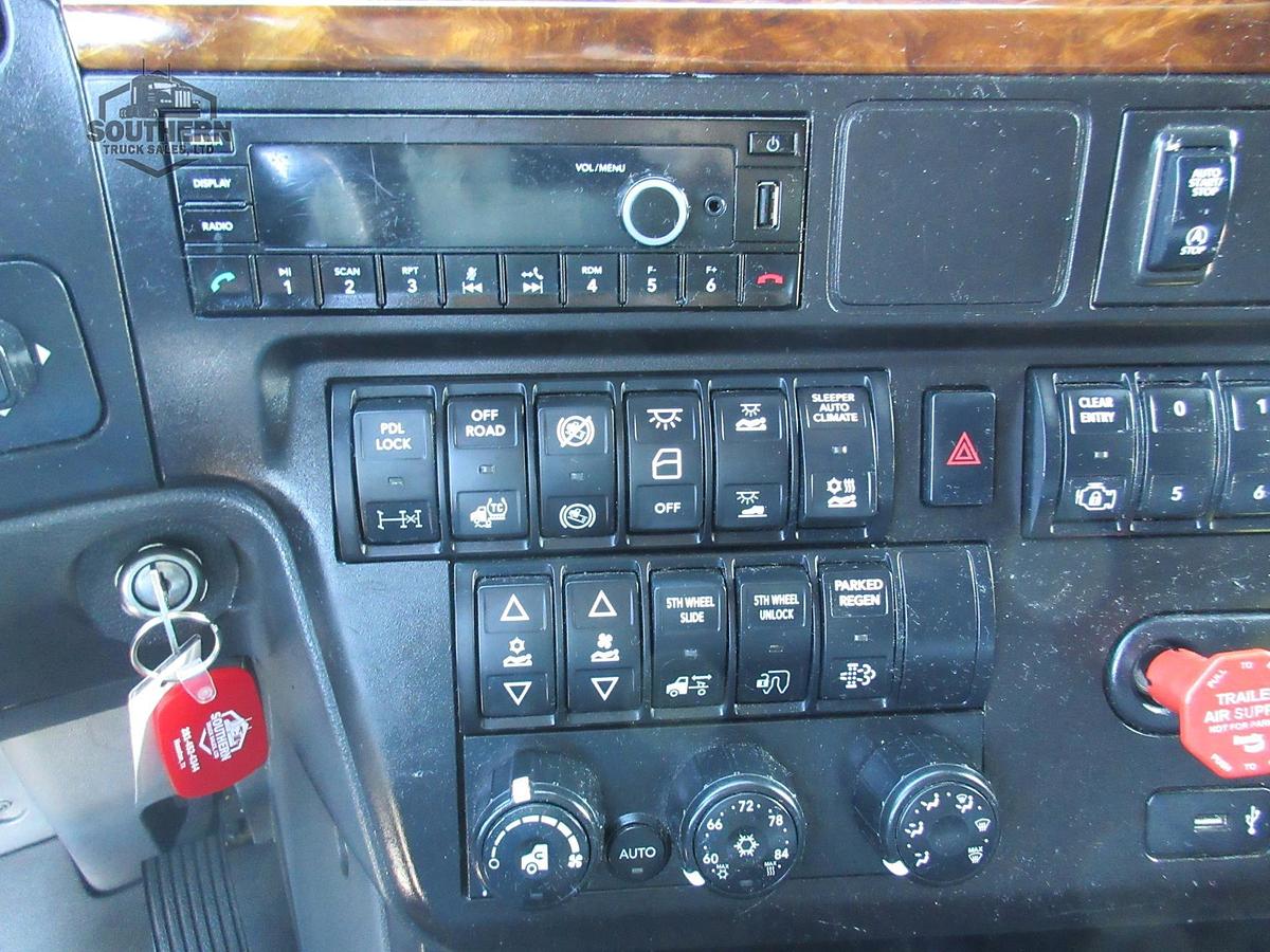 Used 2021 INTERNATIONAL LT