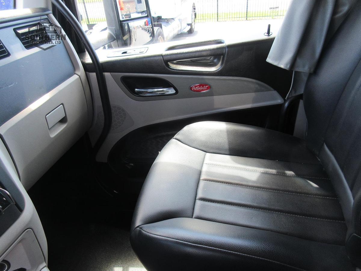Used 2023 PETERBILT 567