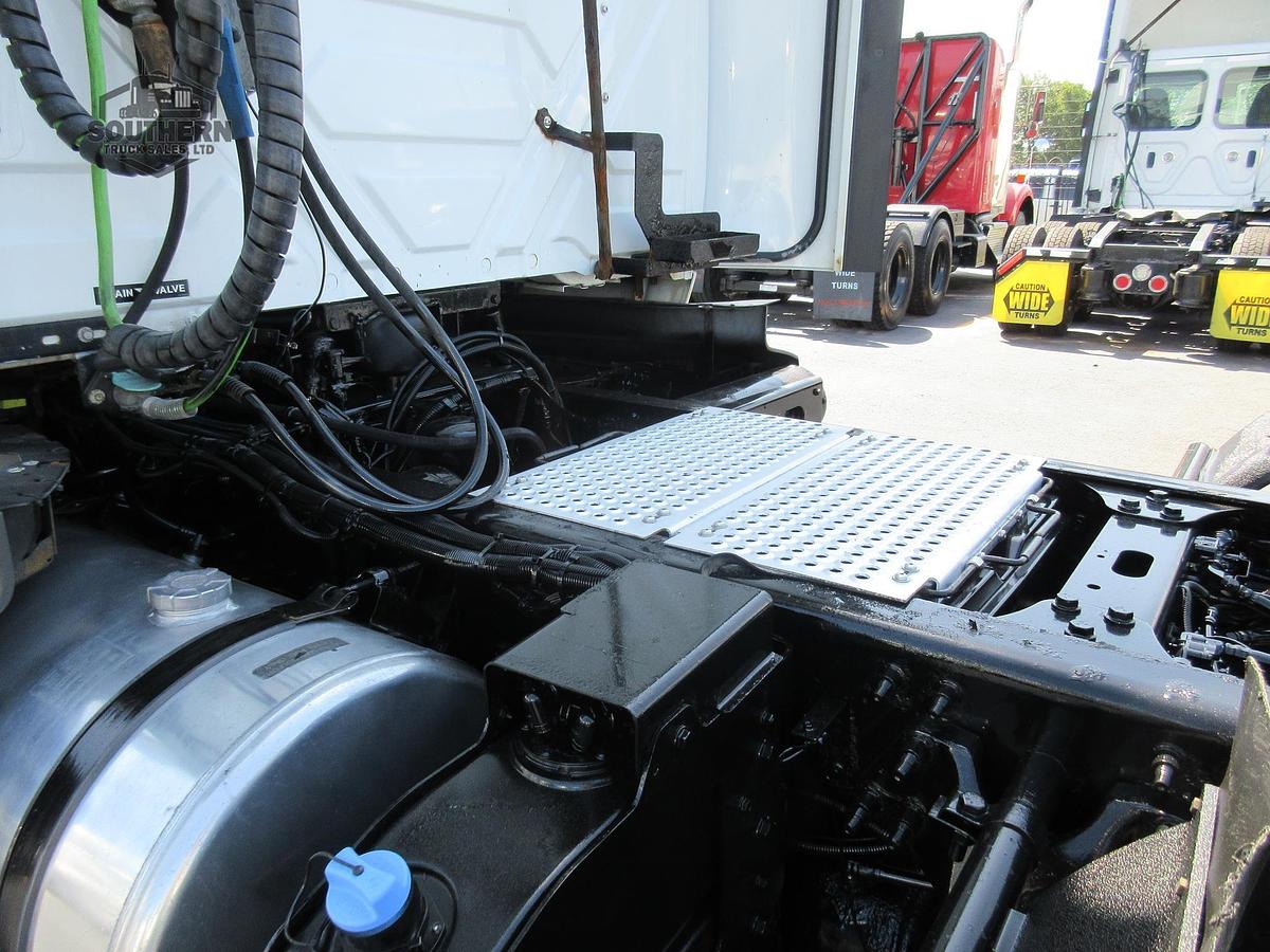Used 2021 INTERNATIONAL LT