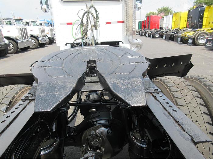 Used 2015 PETERBILT 365