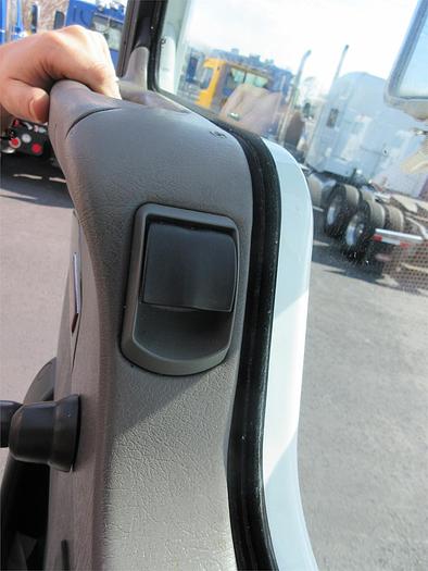 Used 2021 KENWORTH T270