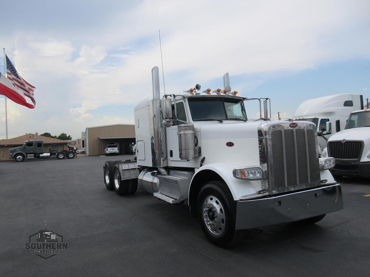 Used 2018 PETERBILT 389