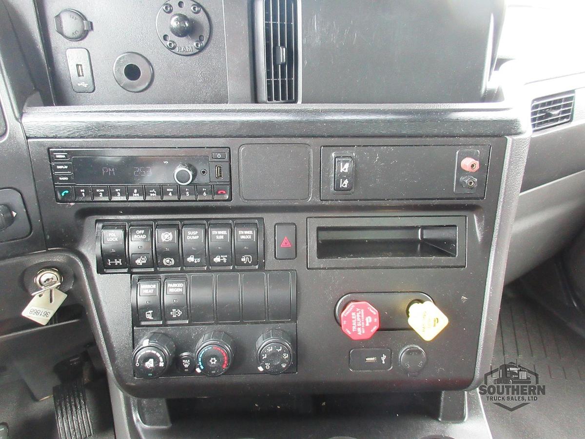 Used 2021 INTERNATIONAL LT