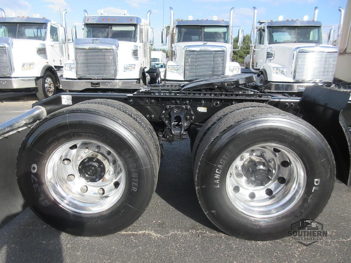 Used 2019 PETERBILT 389