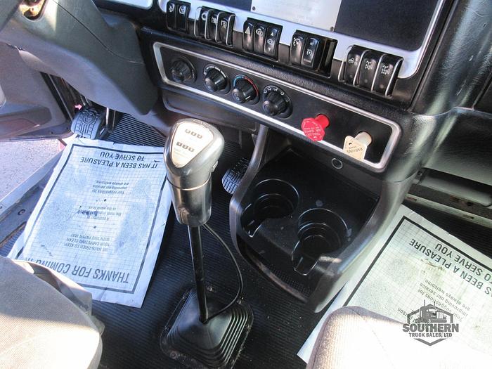 Used 2011 KENWORTH T800