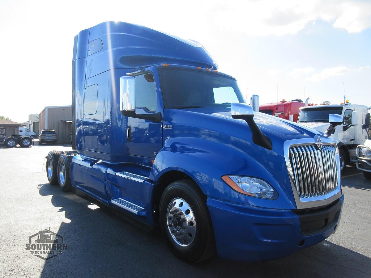 Used 2021 INTERNATIONAL LT