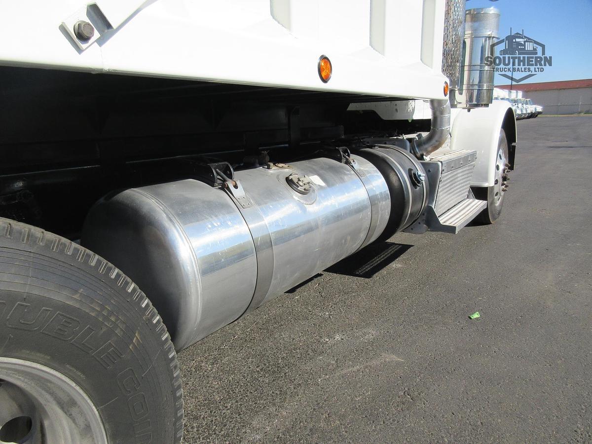 Used 2019 PETERBILT 389