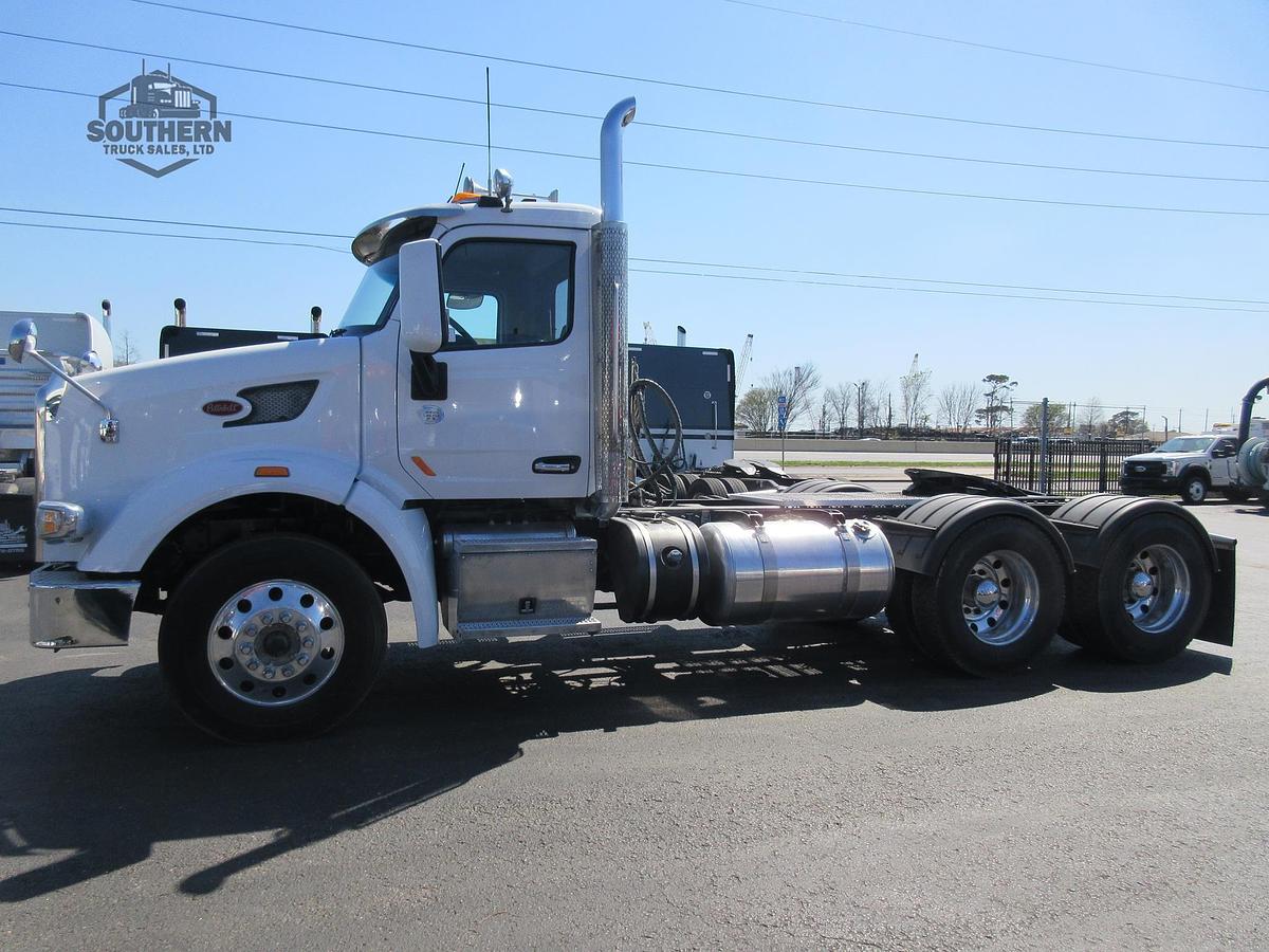 Used 2020 PETERBILT 567