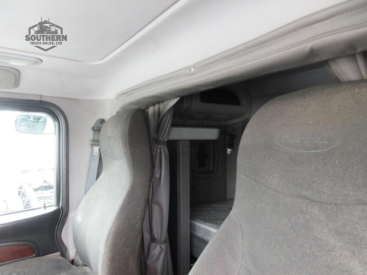 Used 2018 PETERBILT 389
