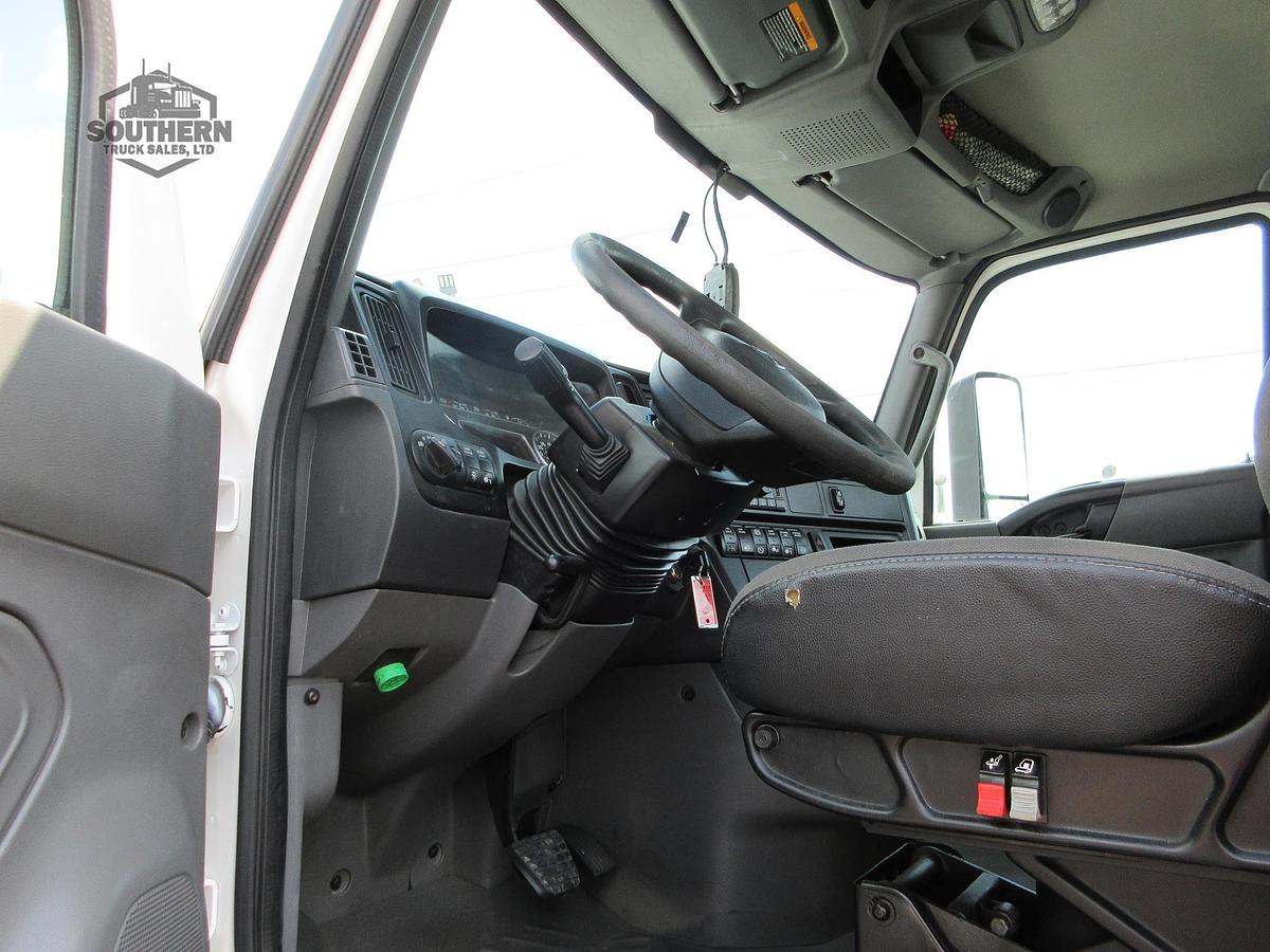 Used 2023 INTERNATIONAL LT