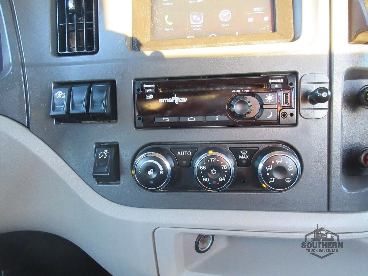 Used 2022 PETERBILT 567