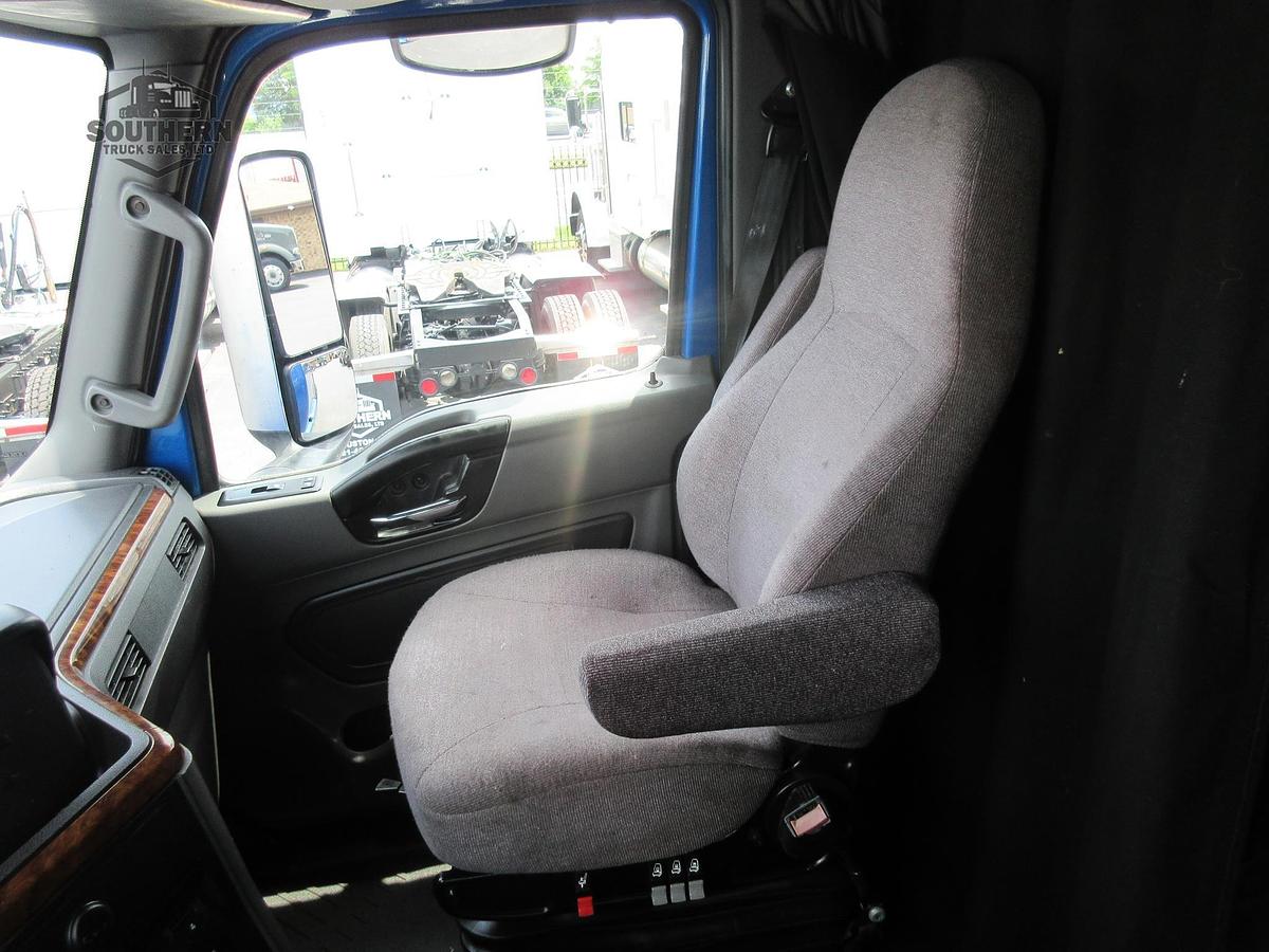 Used 2021 INTERNATIONAL LT