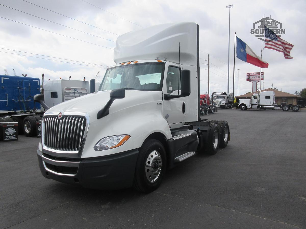Used 2021 INTERNATIONAL LT