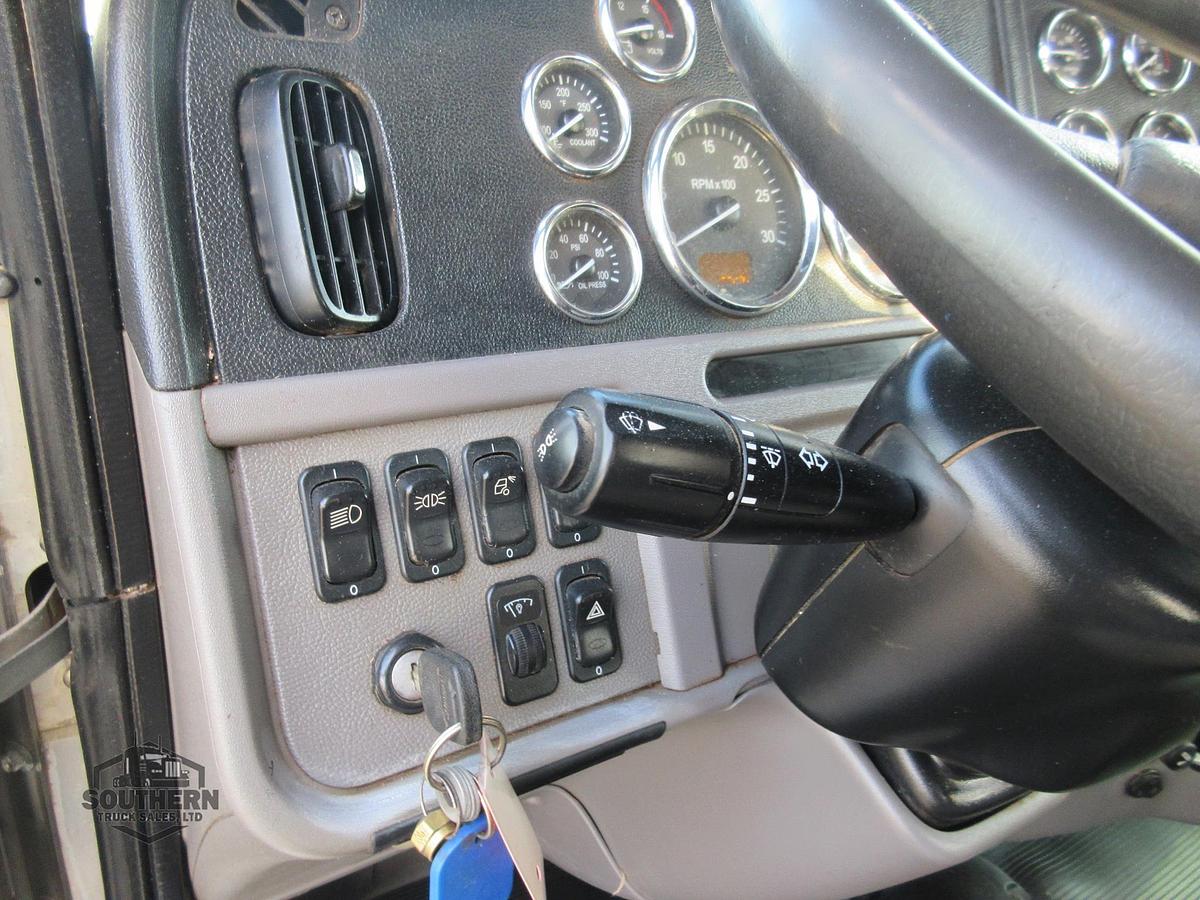 Used 2021 PETERBILT 389