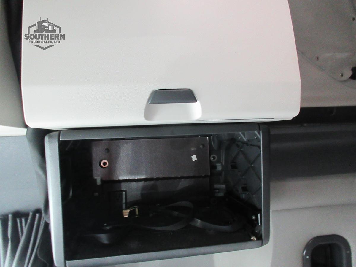 Used 2020 FREIGHTLINER CASCADIA 126