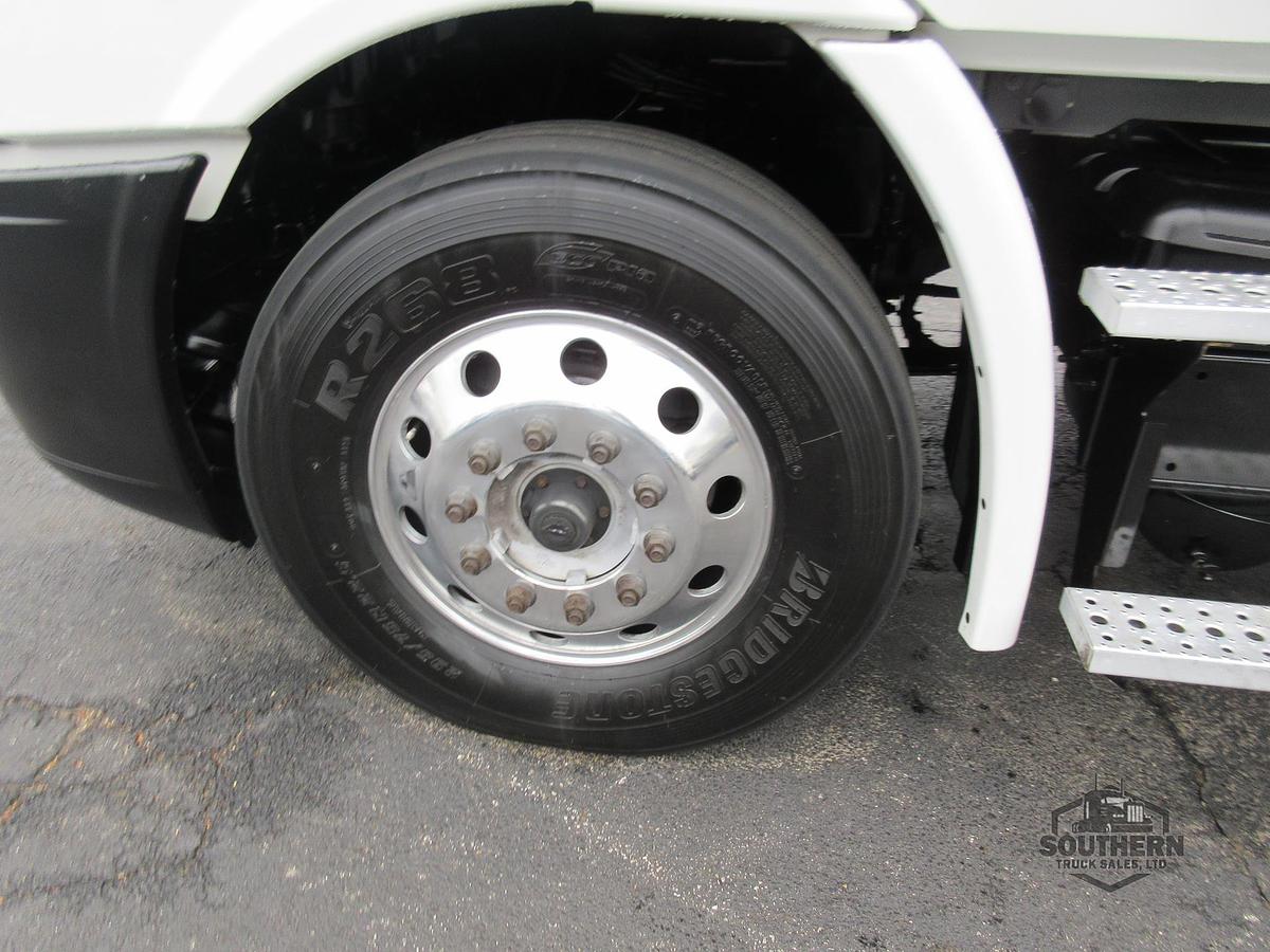 Used 2018 FREIGHTLINER CASCADIA 113