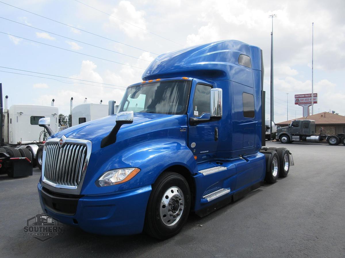 Used 2021 INTERNATIONAL LT