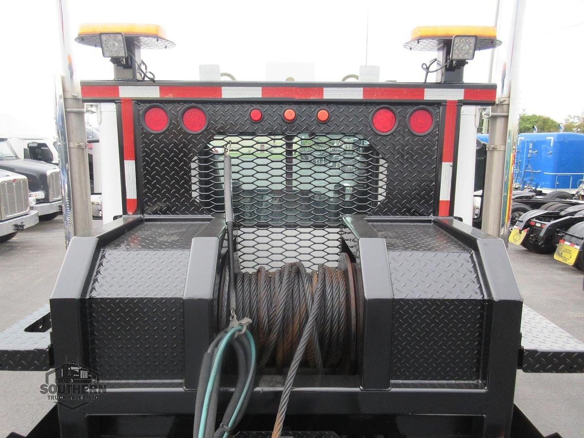 Used 2019 FREIGHTLINER CORONADO 122 SD