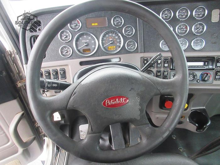 Used 2019 PETERBILT 389