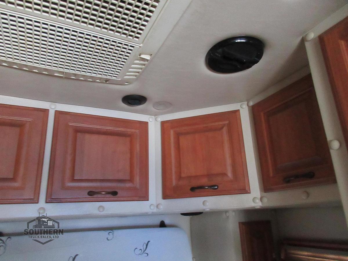 Used 2015 PETERBILT 579 ARI