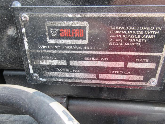 Used 2013 PETERBILT 348