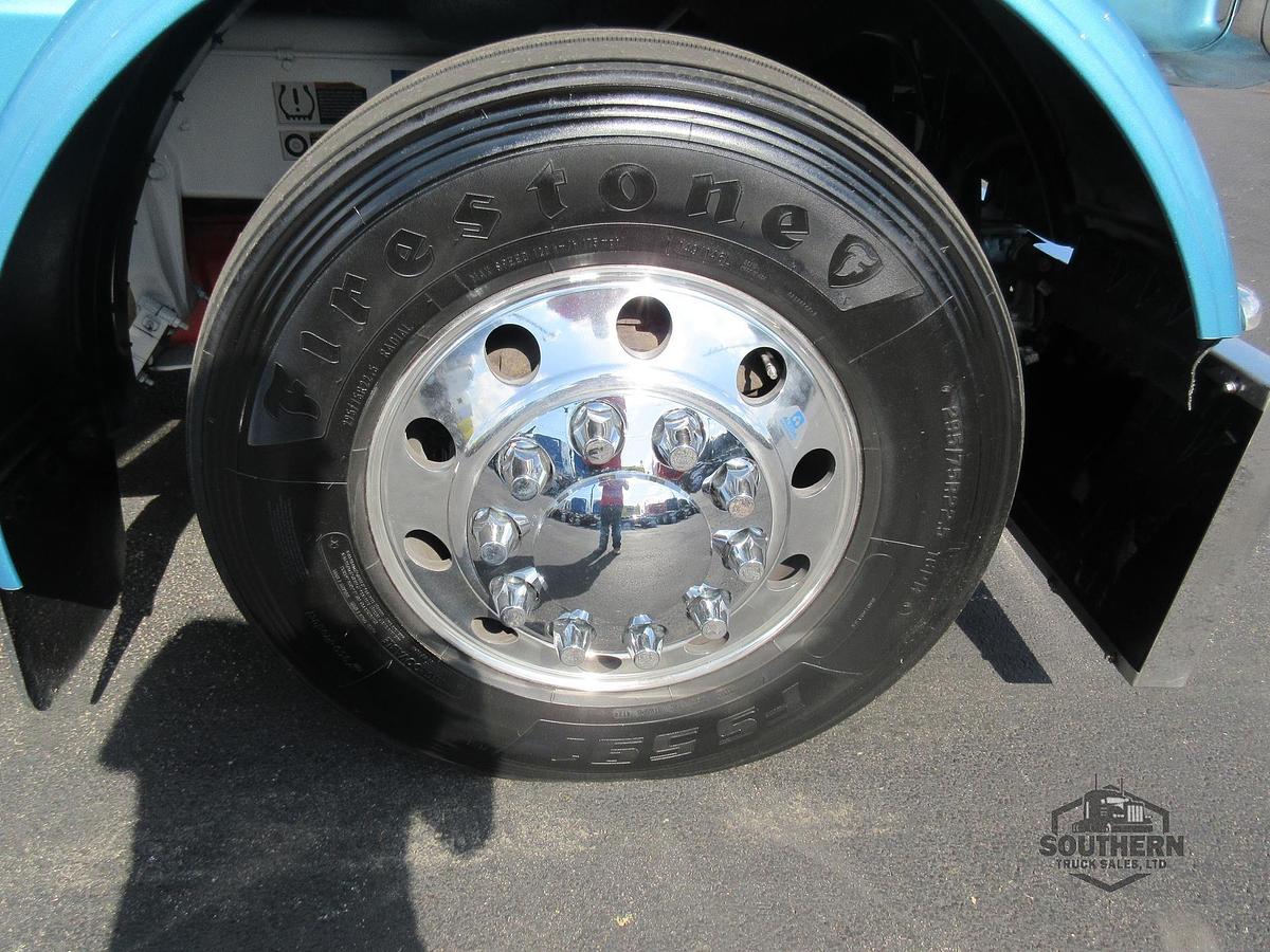 Used 2021 PETERBILT 389