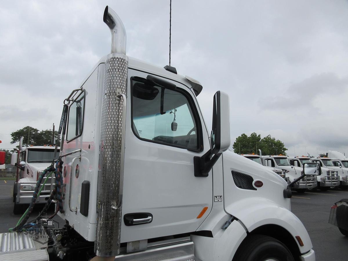Used 2020 PETERBILT 579