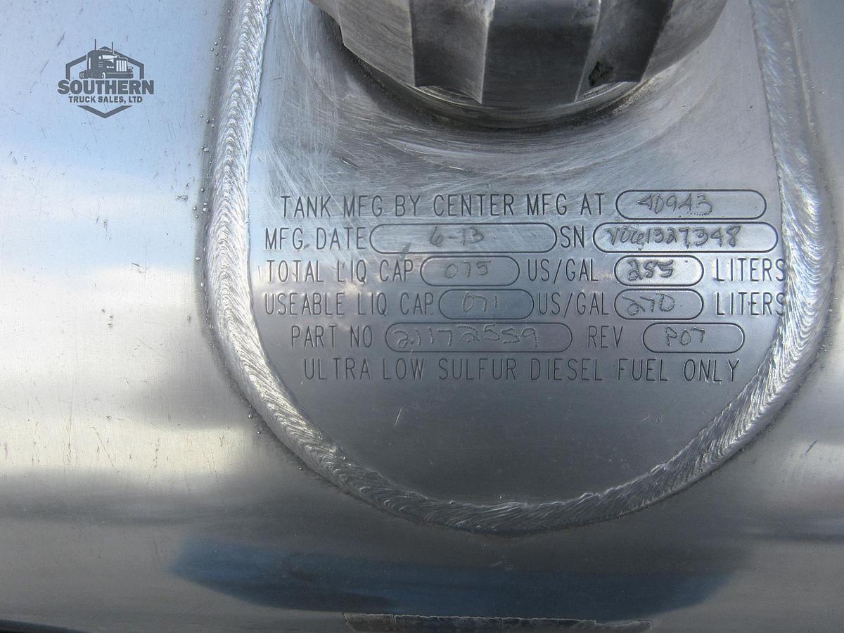 Used 2014 MACK PINNACLE CXU613