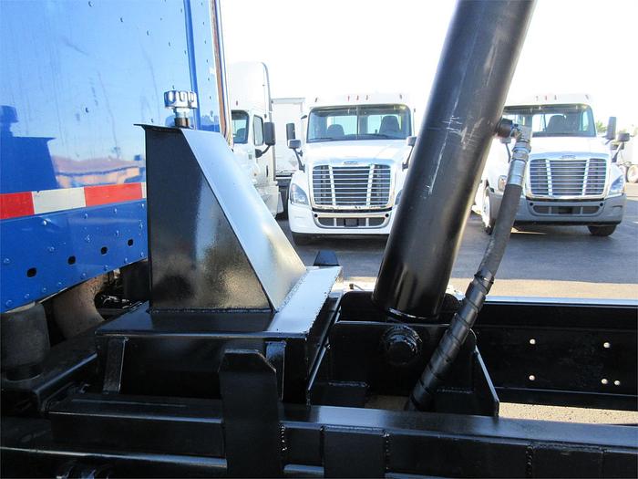 Used 2015 FREIGHTLINER CORONADO 122 SD