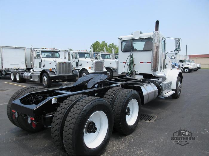 Used 2014 PETERBILT 365